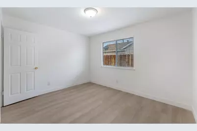 527 Park Warren Dr, Los Banos, CA 93635 - Photo 16