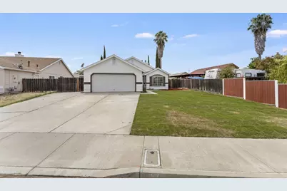 527 Park Warren Dr, Los Banos, CA 93635 - Photo 1