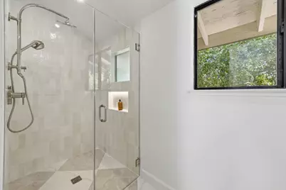 1360 Trinity Dr, Menlo Park, CA 94025 - Photo 28