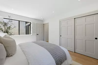 1360 Trinity Dr, Menlo Park, CA 94025 - Photo 18
