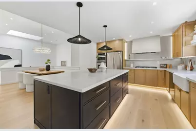 1360 Trinity Dr, Menlo Park, CA 94025 - Photo 10