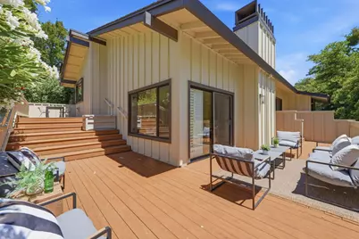 1360 Trinity Dr, Menlo Park, CA 94025 - Photo 38
