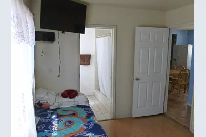 220 N 17th St, San Jose, CA 95112 - Photo 16