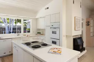 26346 River Park Pl, Carmel, CA 93923 - Photo 10