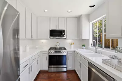 21865 Eaton Pl, Cupertino, CA 95014 - Photo 16