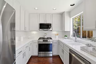 21865 Eaton Pl, Cupertino, CA 95014 - Photo 16