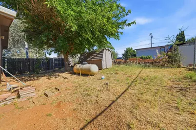 15988 37th Ave, Clearlake, CA 95422 - Photo 18
