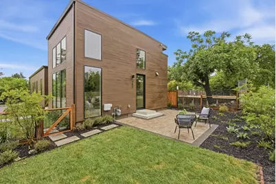 702 Ellsworth Pl, Palo Alto, CA 94306 - Photo 2