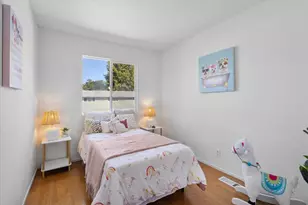 244 Palacio Royale Cir, San Jose, CA 95116 - Photo 22