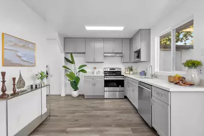 244 Palacio Royale Cir, San Jose, CA 95116 - Photo 10