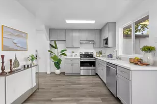 244 Palacio Royale Cir, San Jose, CA 95116 - Photo 10