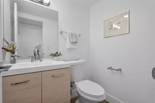 244 Palacio Royale Cir, San Jose, CA 95116 - Photo 14