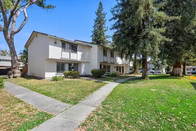244 Palacio Royale Cir, San Jose, CA 95116 - Photo 32