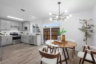 244 Palacio Royale Cir, San Jose, CA 95116 - Photo 8