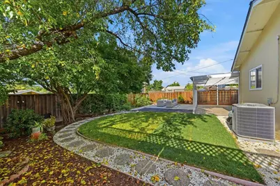 1709 Canna Ln, San Jose, CA 95124 - Photo 20