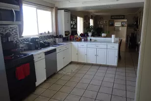 916 Sally St, Hollister, CA 95023 - Photo 4