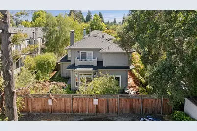 1270 University Dr, Menlo Park, CA 94025 - Photo 66