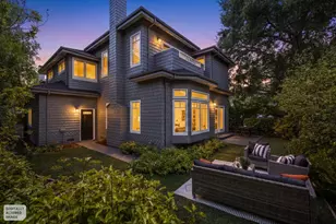 1270 University Dr, Menlo Park, CA 94025 - Photo 2
