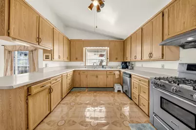 1696 Vallejo St, Seaside, CA 93955 - Photo 12