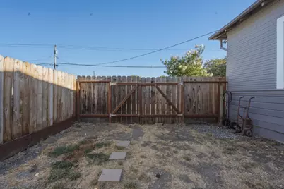 997 San Benito St, Hollister, CA 95023 - Photo 26