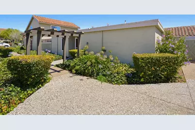 186 Crestview Ct, Watsonville, CA 95076 - Photo 2