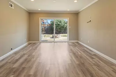 451 Diane Dr, Manteca, CA 95336 - Photo 8
