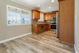 451 Diane Dr, Manteca, CA 95336 - Photo 12
