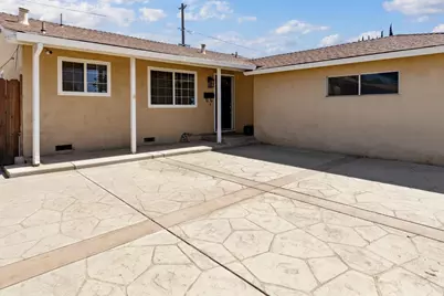 451 Diane Dr, Manteca, CA 95336 - Photo 4