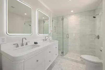 711 Valparaiso Ave, Menlo Park, CA 94025 - Photo 16