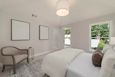 711 Valparaiso Ave, Menlo Park, CA 94025 - Photo 18