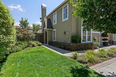 711 Valparaiso Ave, Menlo Park, CA 94025 - Photo 26