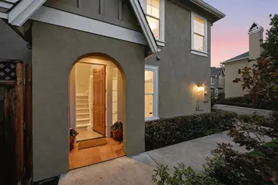 711 Valparaiso Ave, Menlo Park, CA 94025 - Photo 4