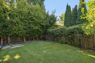 1046 Sonoma Ave, Menlo Park, CA 94025 - Photo 26