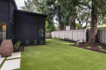 725 Evergreen St, Menlo Park, CA 94025 - Photo 26