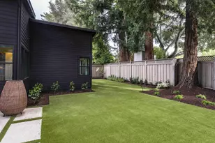 725 Evergreen St, Menlo Park, CA 94025 - Photo 26