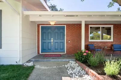 23 Shasta Ln, Menlo Park, CA 94025 - Photo 2