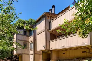 30 Clay Ct, Novato, CA 94949 - Photo 2