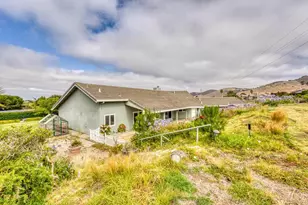 24720 Foothill Dr, Salinas, CA 93908 - Photo 40