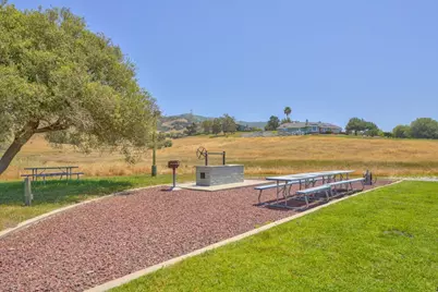 24720 Foothill Dr, Salinas, CA 93908 - Photo 50