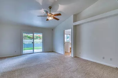 24720 Foothill Dr, Salinas, CA 93908 - Photo 20