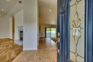 24720 Foothill Dr, Salinas, CA 93908 - Photo 4