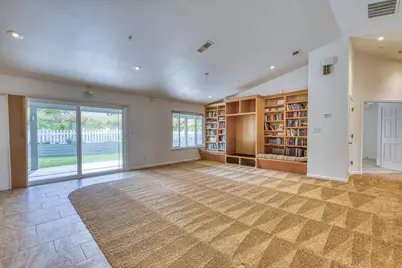 24720 Foothill Dr, Salinas, CA 93908 - Photo 14