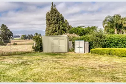 24720 Foothill Dr, Salinas, CA 93908 - Photo 42