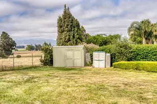 24720 Foothill Dr, Salinas, CA 93908 - Photo 42
