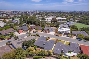 2618 Martinez Dr, Burlingame, CA 94010 - Photo 8