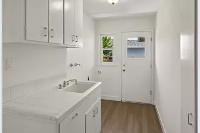 2618 Martinez Dr, Burlingame, CA 94010 - Photo 18