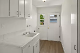 2618 Martinez Dr, Burlingame, CA 94010 - Photo 18