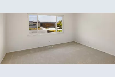 2618 Martinez Dr, Burlingame, CA 94010 - Photo 24