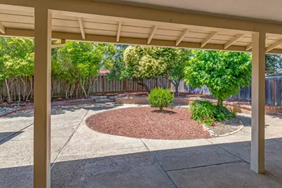 2618 Martinez Dr, Burlingame, CA 94010 - Photo 34