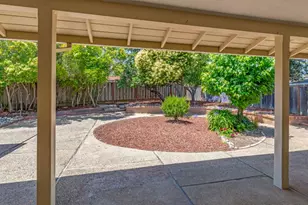2618 Martinez Dr, Burlingame, CA 94010 - Photo 34
